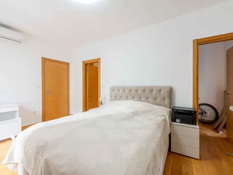 Prodaja, trosoban stan, 212m², Rafailovići, Budva - image 9