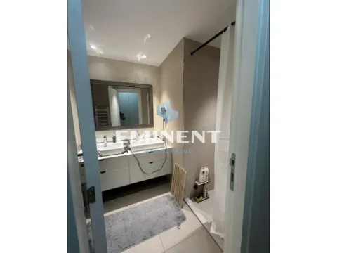 Izdavanje, trosoban stan, 84m², Savski Venac, Beograd - image 14