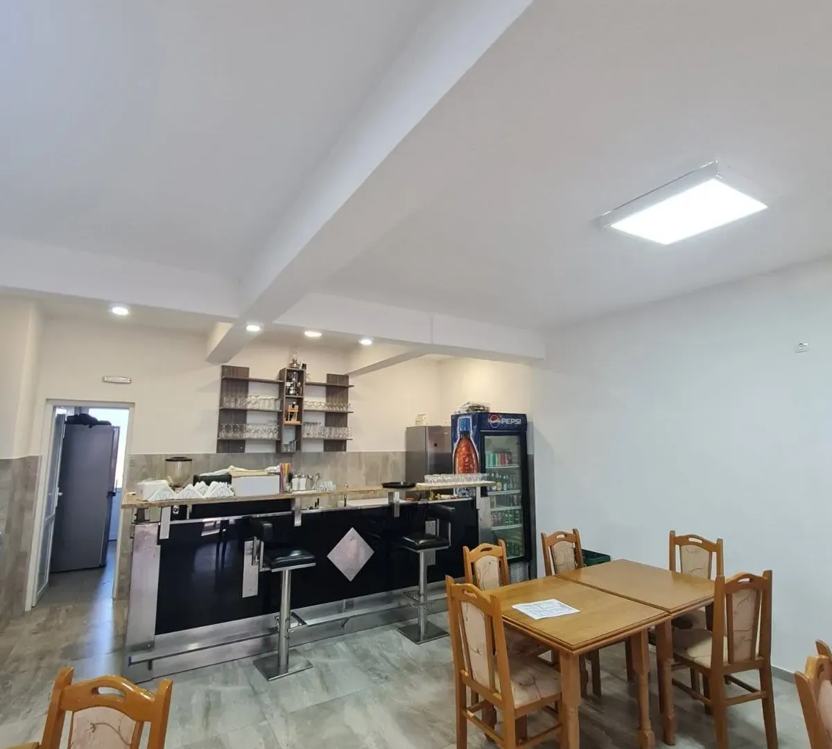 Prodaja, ugostiteljski objekat, 900m², Ulcinj, Crna Gora