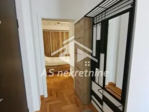 Izdavanje, dvosoban stan, 41m², Stari Grad, Beograd - image 9