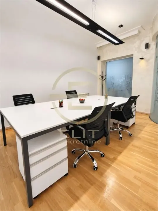 Rent, office space, 20m², Centar, Novi Sad
