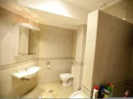 Izdavanje, poslovni prostor, 160m², Đeram Pijaca, Beograd - image 12