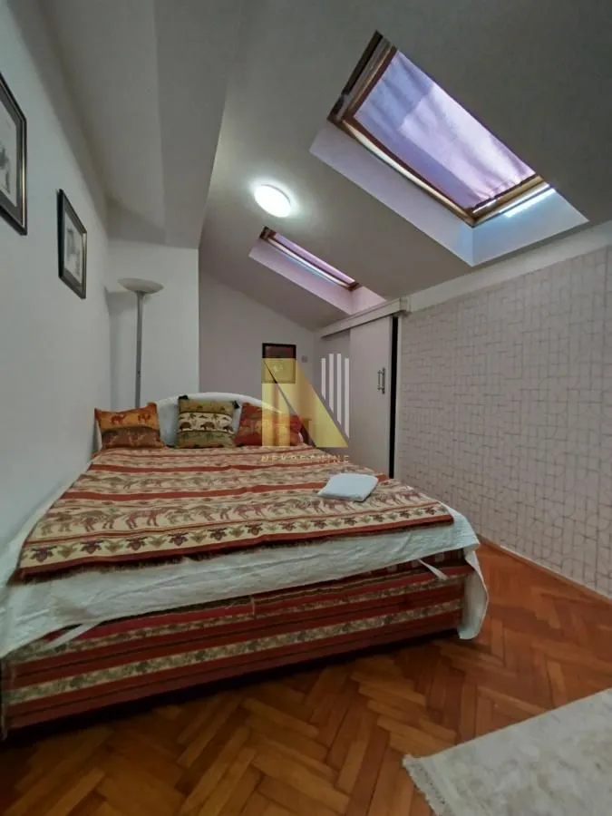Prodaja, četvorosoban stan, 120m², Centar, Novi Sad