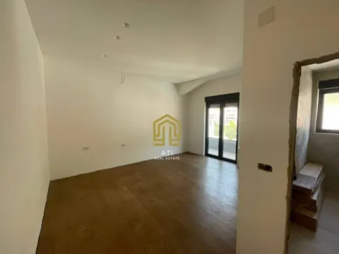 Prodaja, trosoban stan, 130m², Budva, Crna Gora - image 7