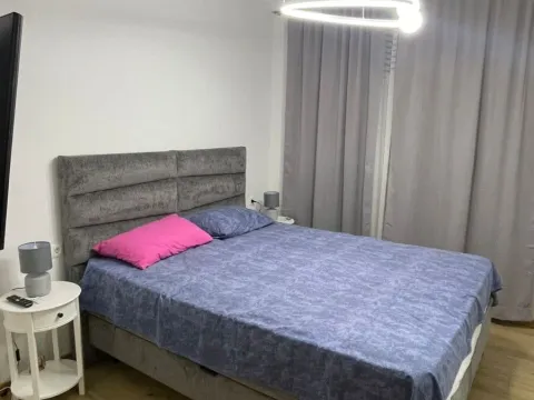 Izdavanje, jednosoban stan, 40m², Tološi, Podgorica - image 5