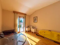 Prodaja, kuća, 305m², Orahovac, Kotor - image 22