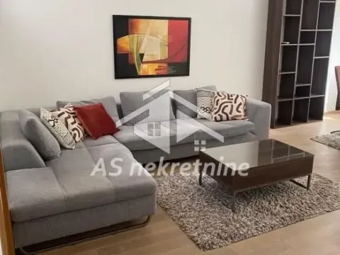 Rent, three bedroom apartment, 64m², Kalenić Pijaca, Vračar Sve Podlokacije - image 2