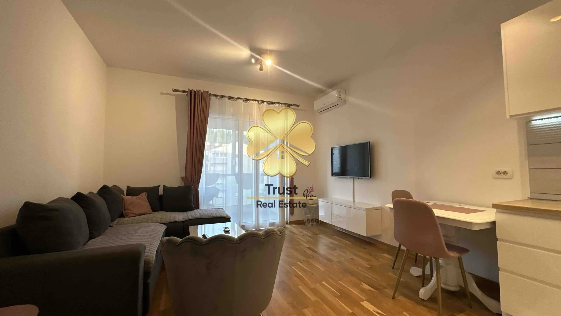 Rent, studio apartment, 30m², Ljubović, Podgorica