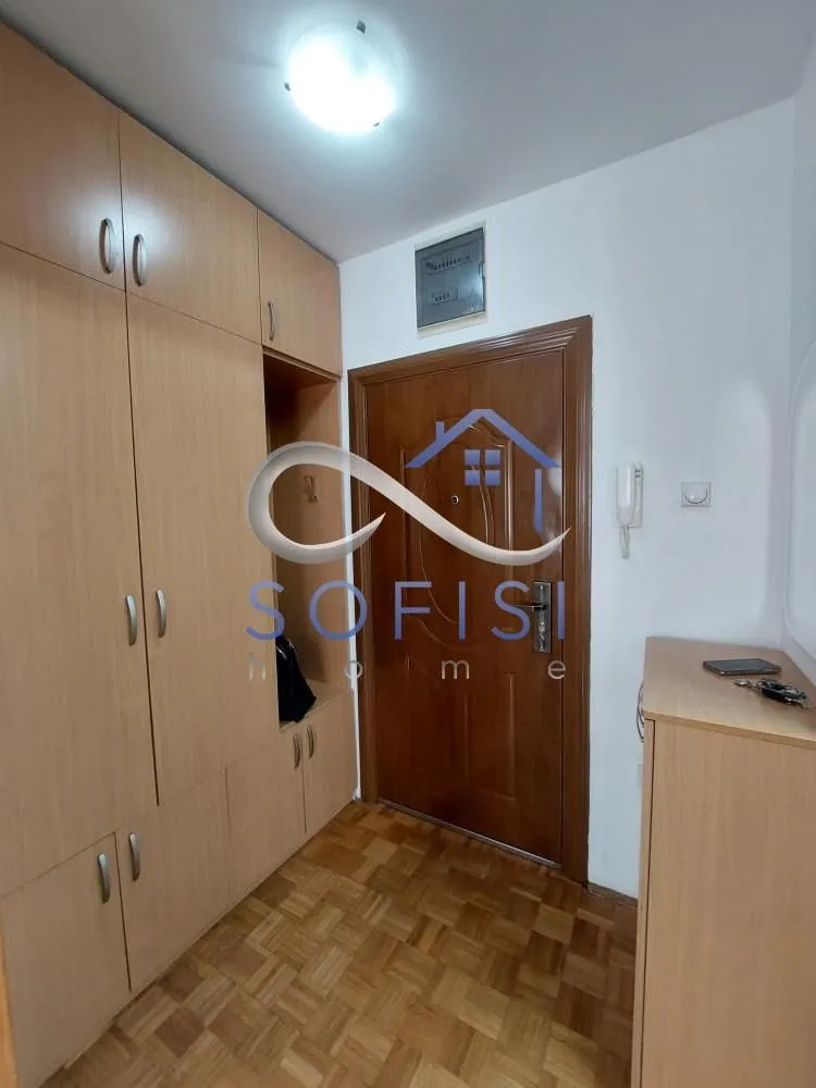 Izdavanje, dvosoban stan, 51m², Detelinara, Novi Sad Sve Podlokacije