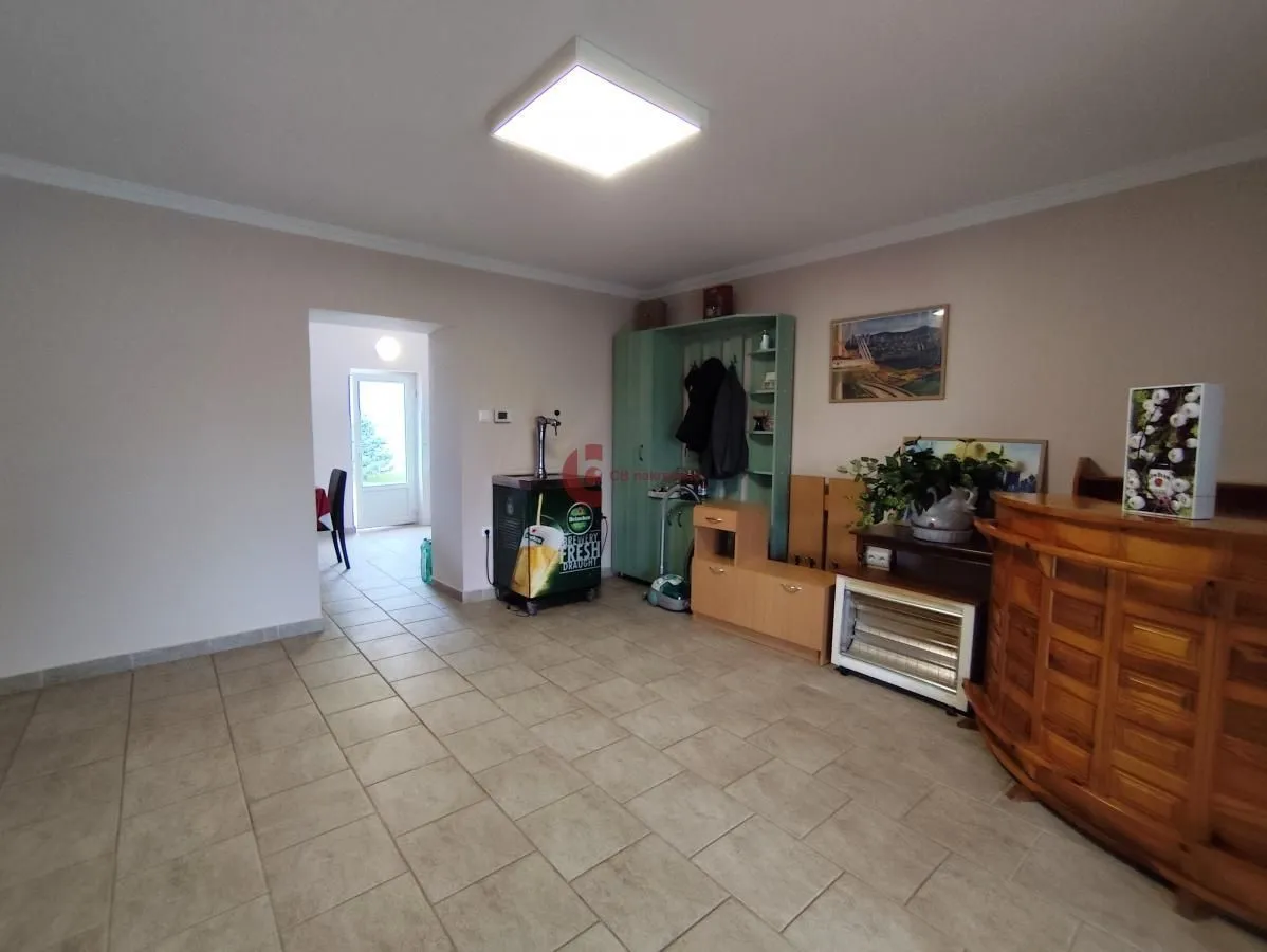 Prodaja, kuća, 450m², Makova Sedmica, Subotica