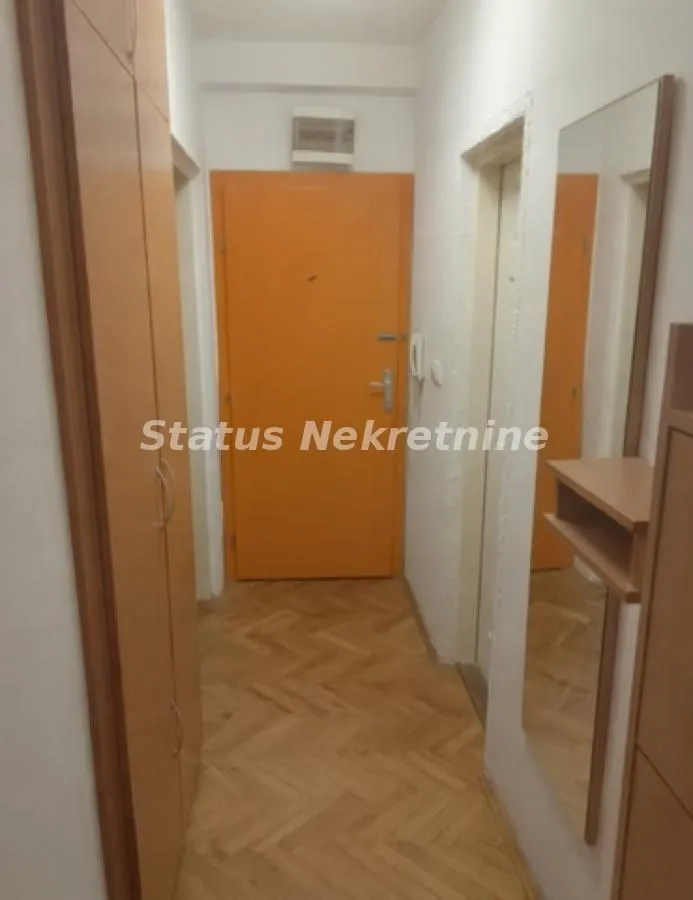 Prodaja, dvosoban stan, 44m², Grbavica, Novi Sad Sve Podlokacije