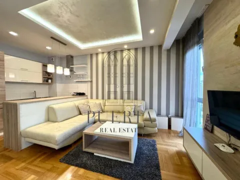 Izdavanje, jednosoban stan, 50m², Ljubović, Podgorica - image 1