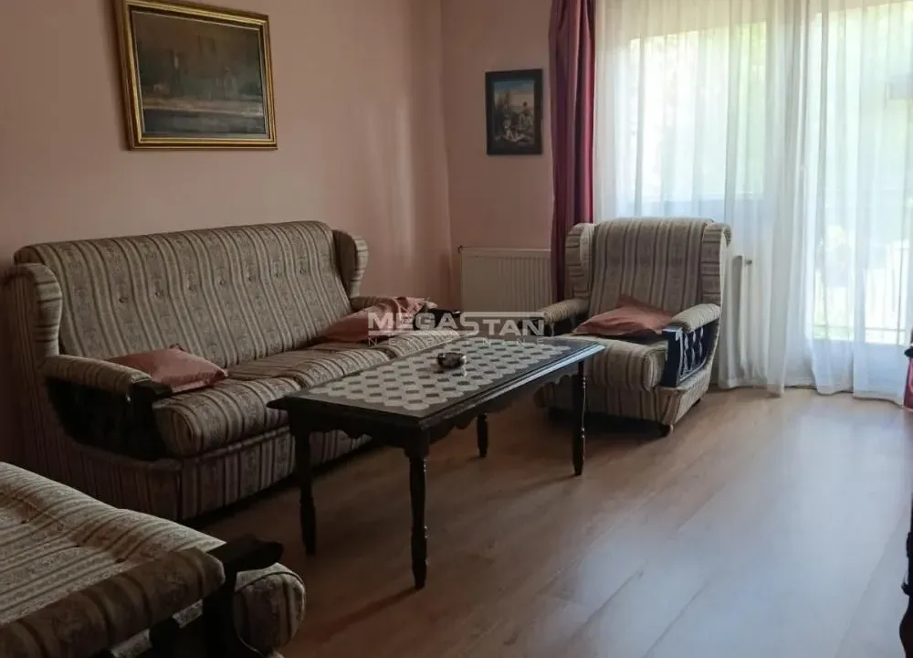 Prodaja, kuća, 190m², Mali Mokri Lug, Zvezdara Sve Podlokacije