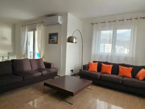Sale, two bedroom apartment, 71m², Bečići, Budva - image 1