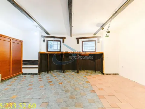 Izdavanje, poslovni prostor, 200m², Skadarlija, Beograd - image 7