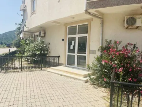 Sale, one bedroom apartment, 51m², Sutomore, Bar - image 9