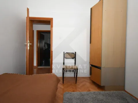 Izdavanje, dvosoban stan, 92m², Zlatica, Podgorica - image 9