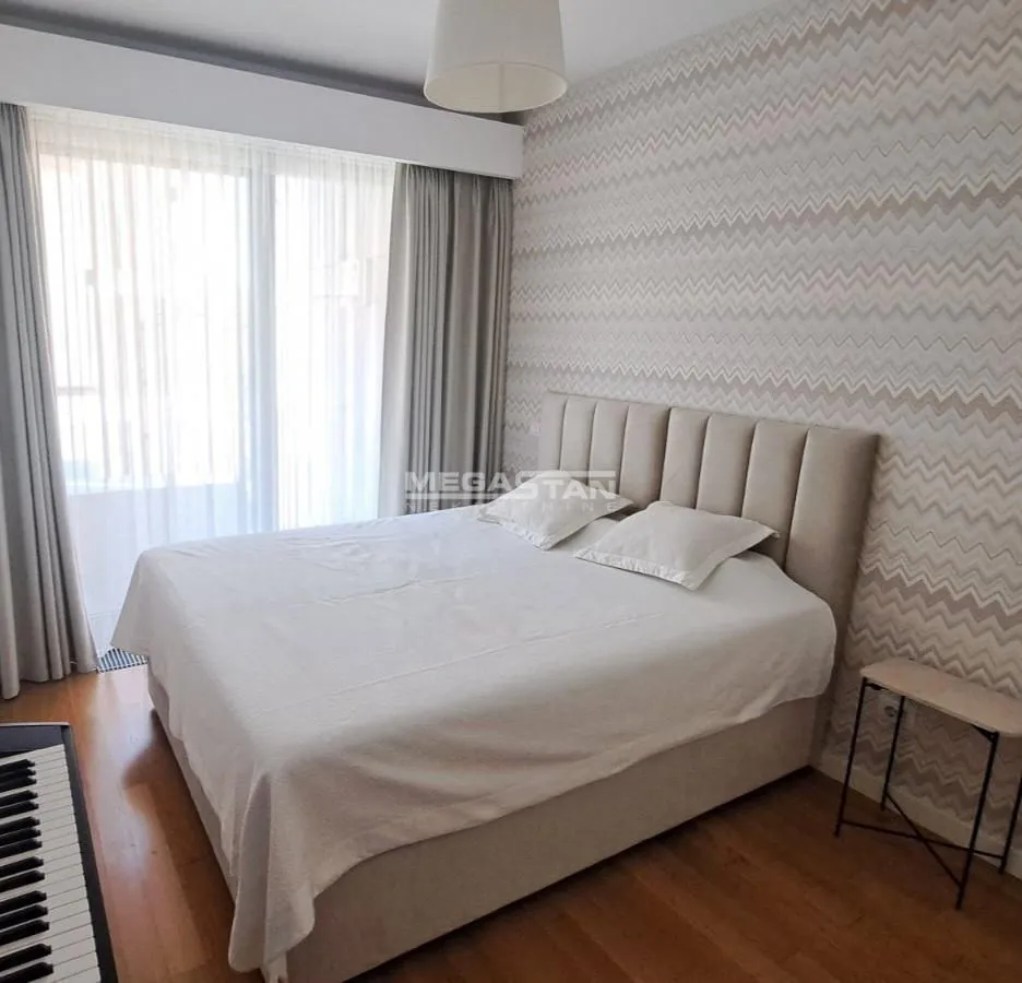 Sale, three bedroom apartment, 83m², Novi Beograd Blok 65, Novi Beograd Sve Podlokacije