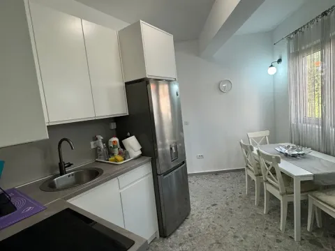 Izdavanje, jednosoban stan, 63m², Slovenska Plaža, Budva - image 8