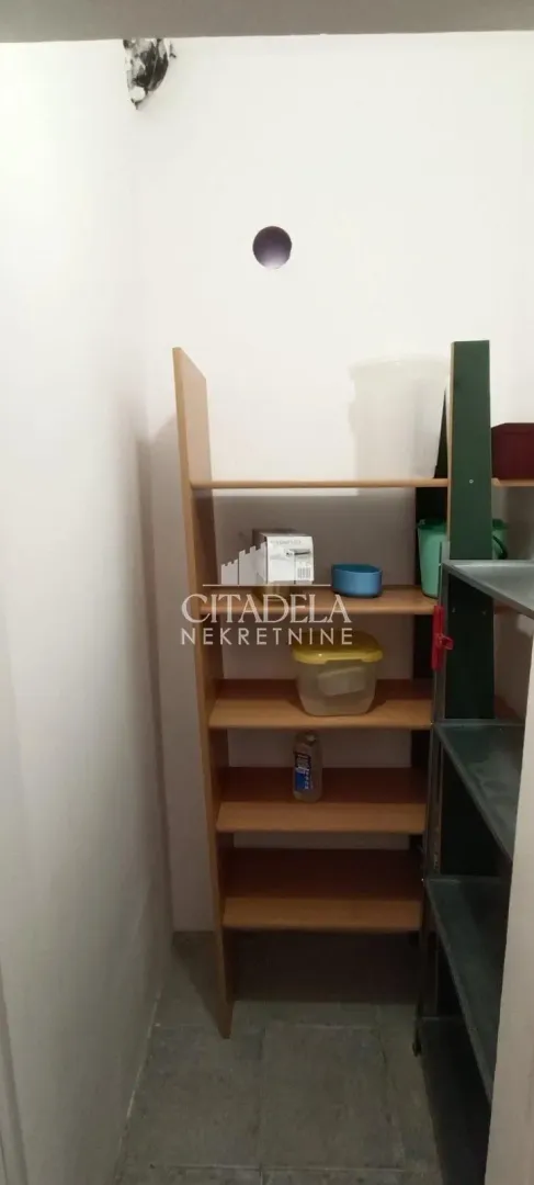 Prodaja, dvosoban stan, 52m², Cvetkova Pijaca, Zvezdara Sve Podlokacije