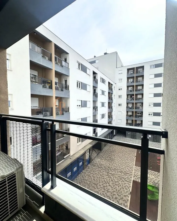 Izdavanje, stan, 46m², Stari Aerodrom, Podgorica