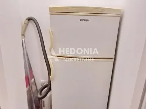 Rent, two bedroom apartment, 35m², Stari Grad, Beograd - image 15