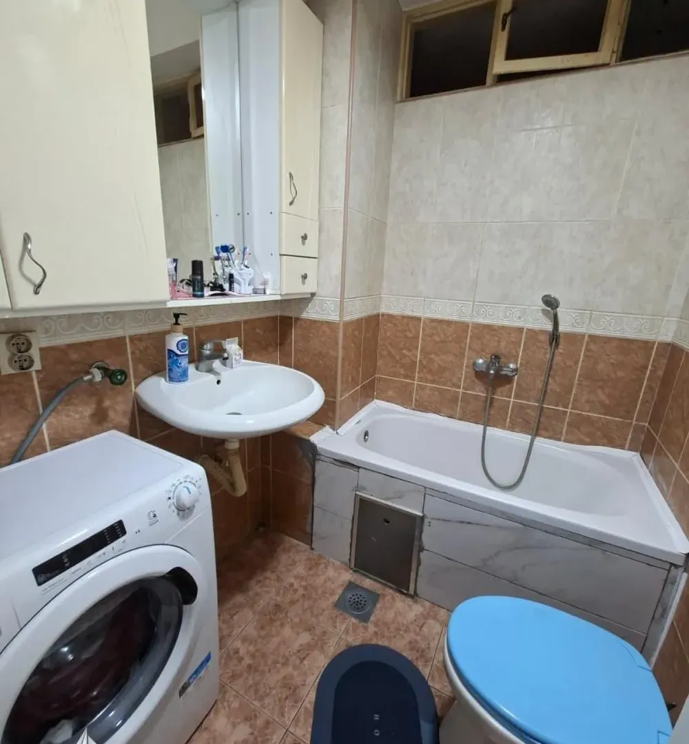Izdavanje, dvosoban stan, 54m², Voždovac Sve Podlokacije, Beograd
