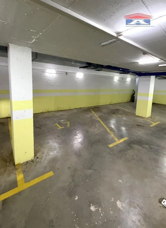 Prodaja, četvorosoban stan, 116m², Grbavica, Novi Sad Sve Podlokacije