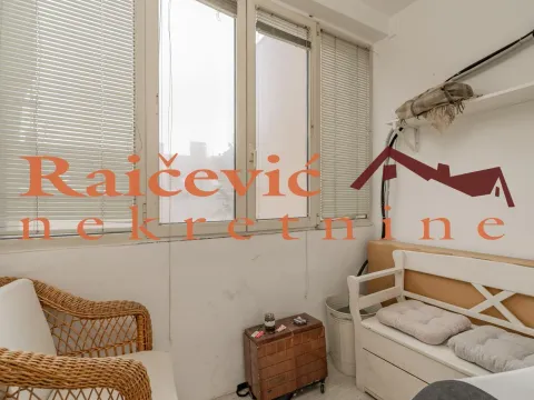 Prodaja, trosoban stan, 68m², Kalenić Pijaca, Vračar Sve Podlokacije - image 16