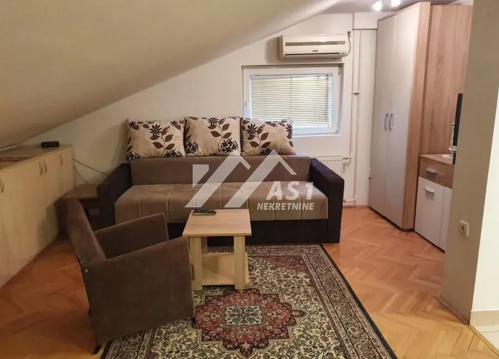 Rent, one bedroom apartment, 33m², Novo naselje, Novi Sad