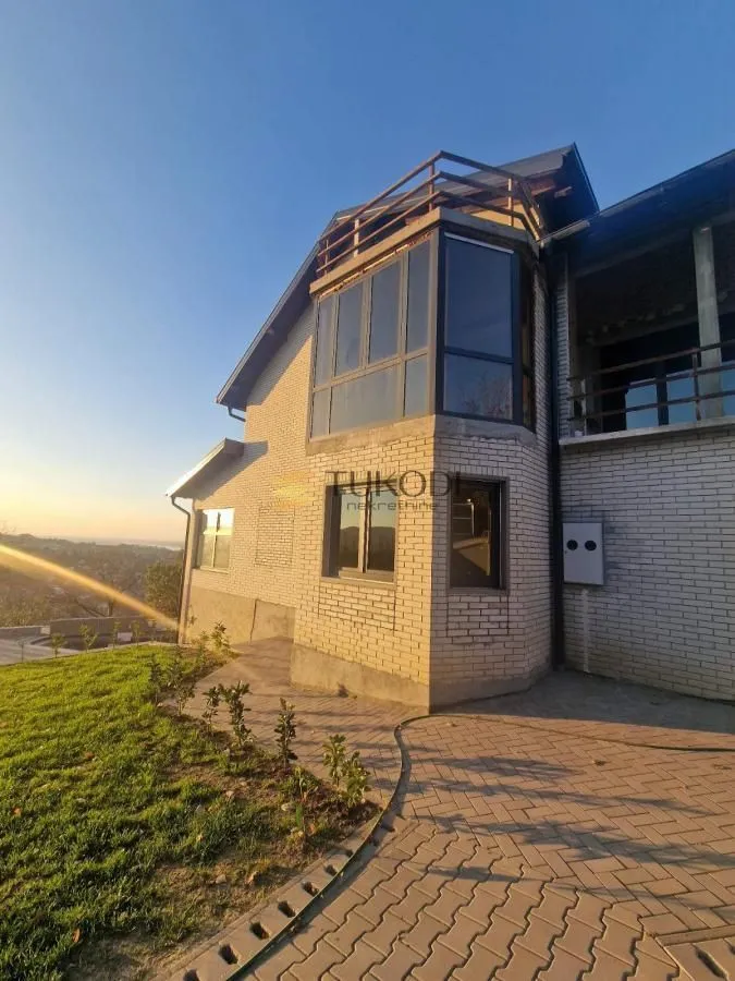 Prodaja, kuća, 550m², Sremska Kamenica, Petrovaradin