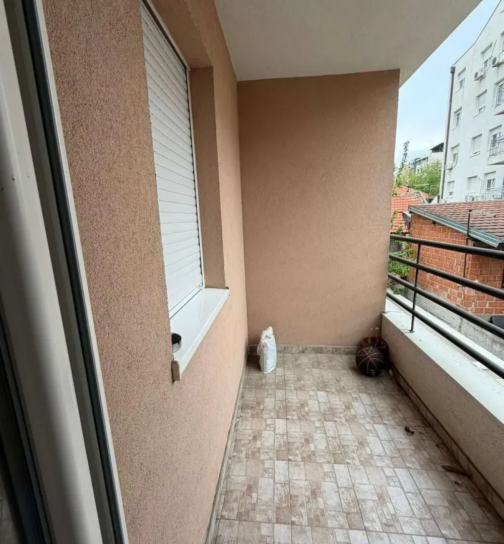 Izdavanje, dvosoban stan, 40m², Vračar Hram, Vračar Sve Podlokacije