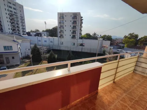 Izdavanje, dvosoban stan, 54m², Aqua park, Jagodina - image 4