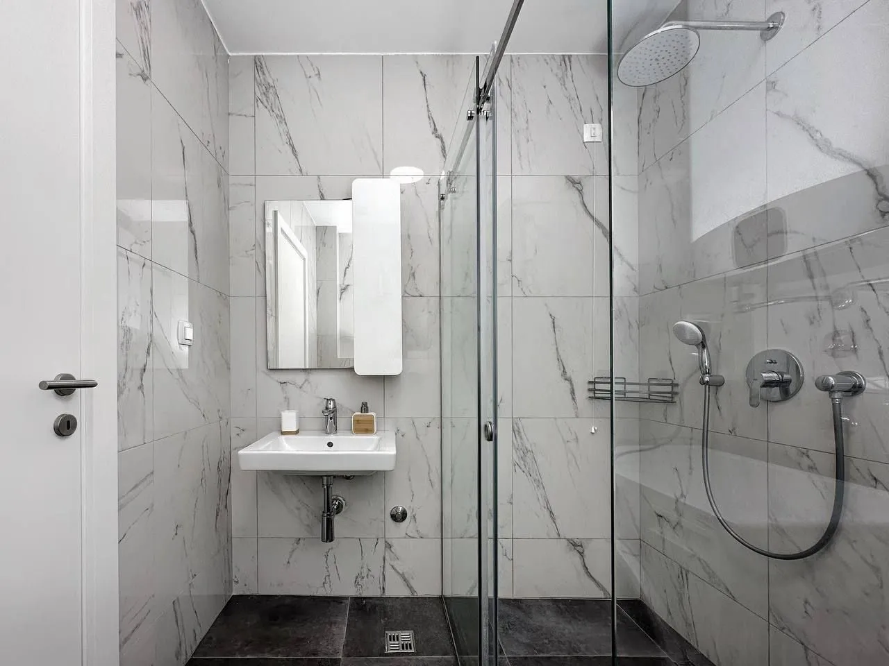 Prodaja, garsonjera, 34m², Centar, Bar