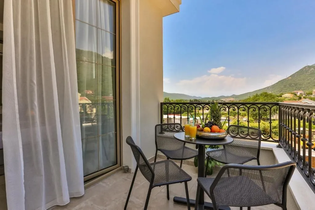 Prodaja, ugostiteljski objekat, 845m², Prijevor, Budva