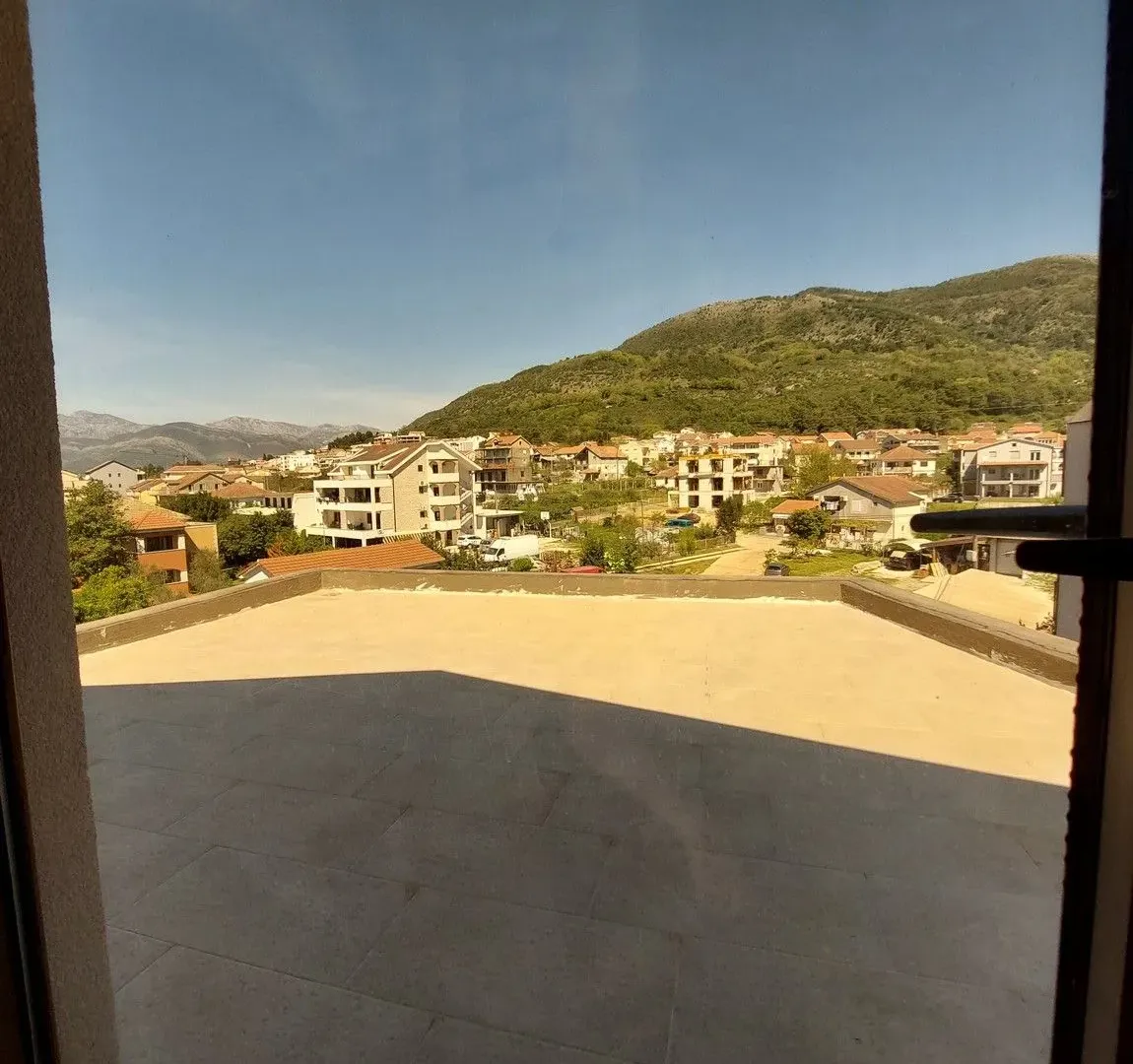 Sale, two bedroom apartment, 82m², Dumidran, Tivat