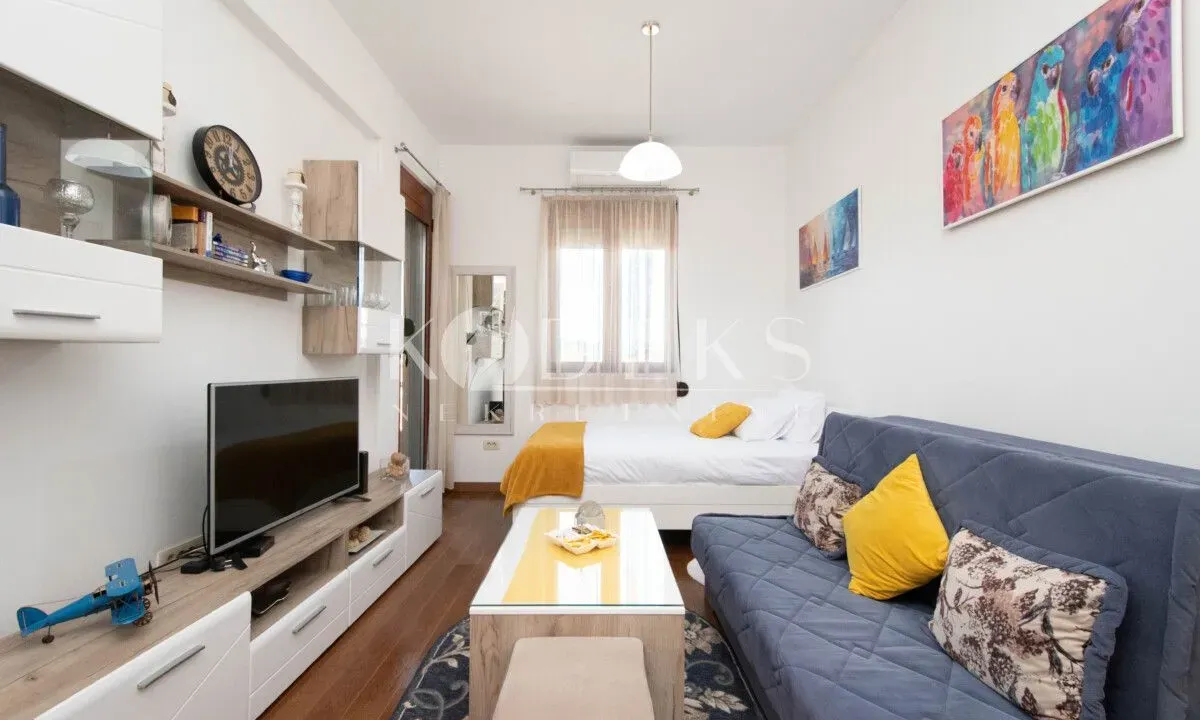 Izdavanje, garsonjera, 30m², Stara Varoš, Podgorica