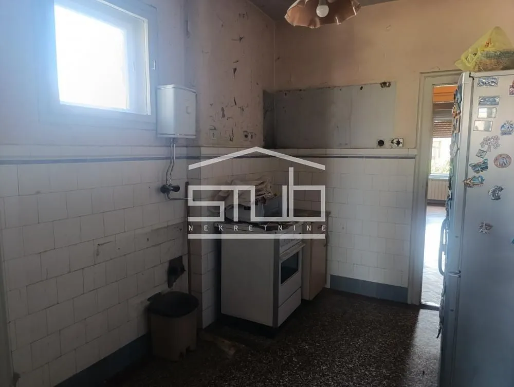 Sale, two bedroom apartment, 77m², Stari Grad, Beograd