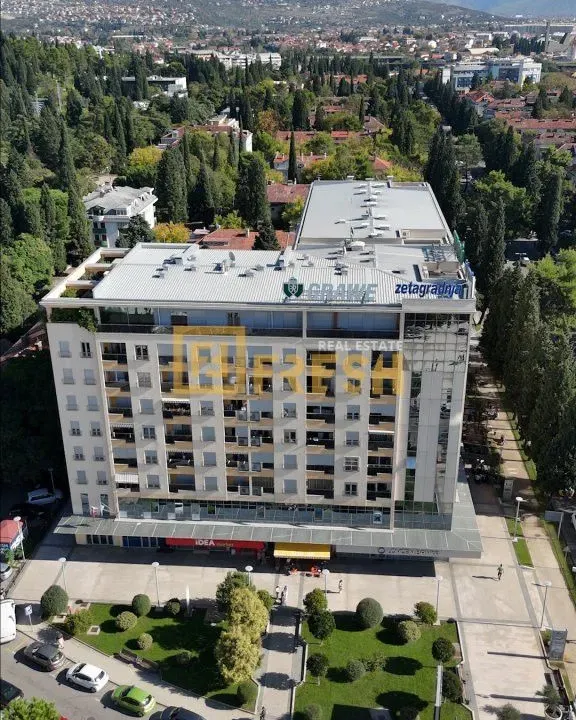 Izdavanje, poslovni prostor, 75m², Centar, Podgorica