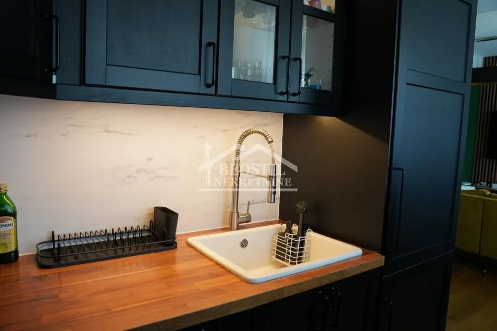 Prodaja, trosoban stan, 83m², Gradska Bolnica, Zvezdara Sve Podlokacije
