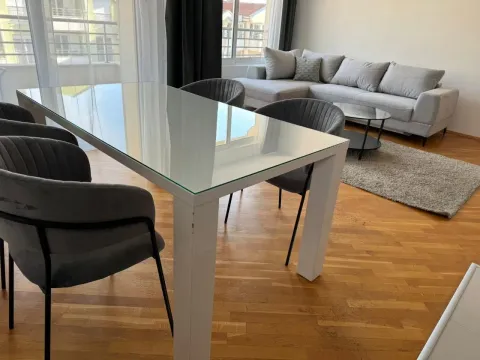 Izdavanje, jednosoban stan, 60m², Budva, Crna Gora - image 7