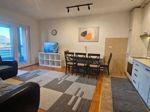 Stan in Stari Aerodrom