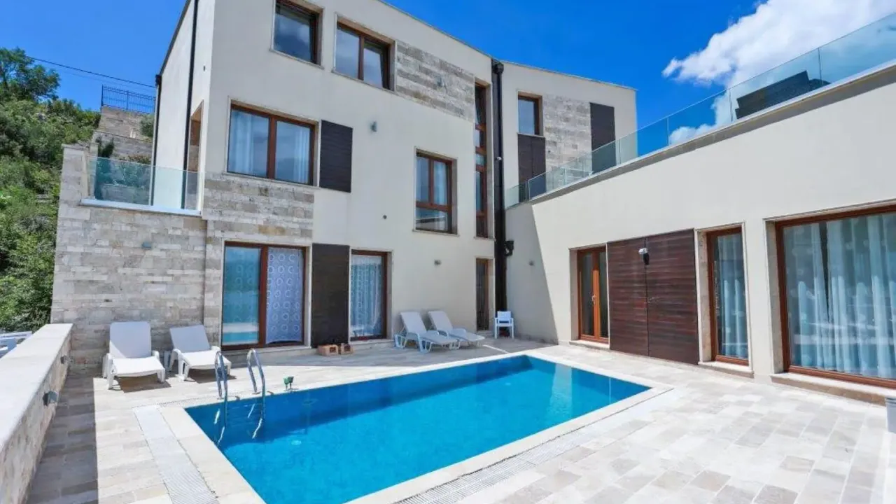 Sale, house, 517m², Krašići, Tivat