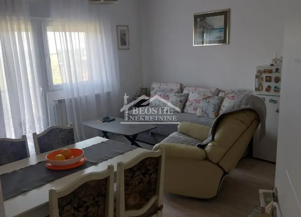 Sale, house, 78m², Čukarica, Beograd