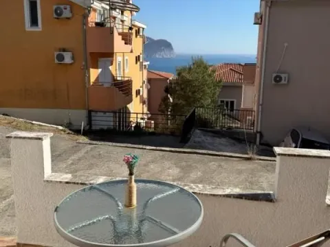 Sale, one bedroom apartment, 50m², Petrovac, Budva - image 4