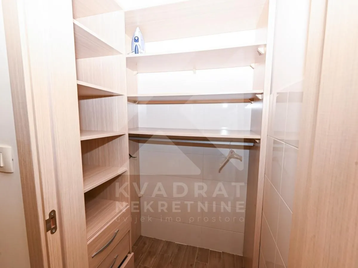 Rent, two bedroom apartment, 72m², City Kvart, Podgorica