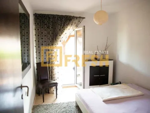 Prodaja, kuća, 233m², Zabjelo, Podgorica - image 9