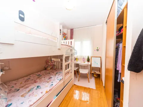 Prodaja, trosoban stan, 82m², Blok 5, Podgorica - image 10