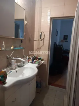 Sale, three bedroom apartment, 95m², Neimar, Vračar Sve Podlokacije - image 11