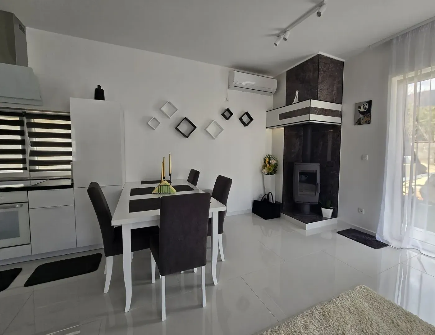 Prodaja, kuća, 140m², Zelenika, Herceg Novi
